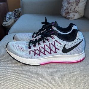 Womens Nike Running Shoes